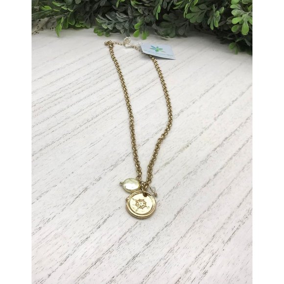 Vintage Necklace Gold Toned With Compass Design Dangle Faux Pearl And Clear Face - Picture 5 of 6